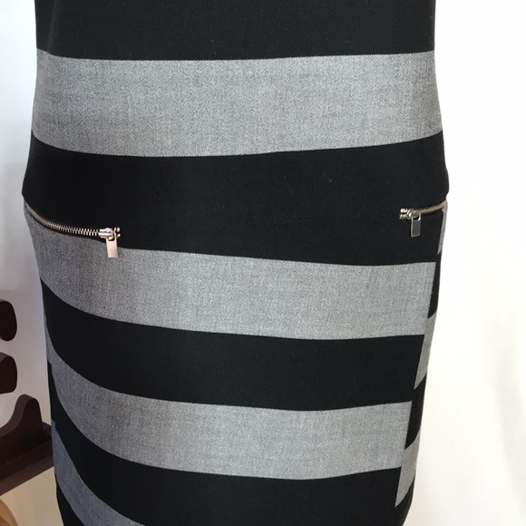 Grey and black size 4 Banana Republic dress - Picture 3 of 7
